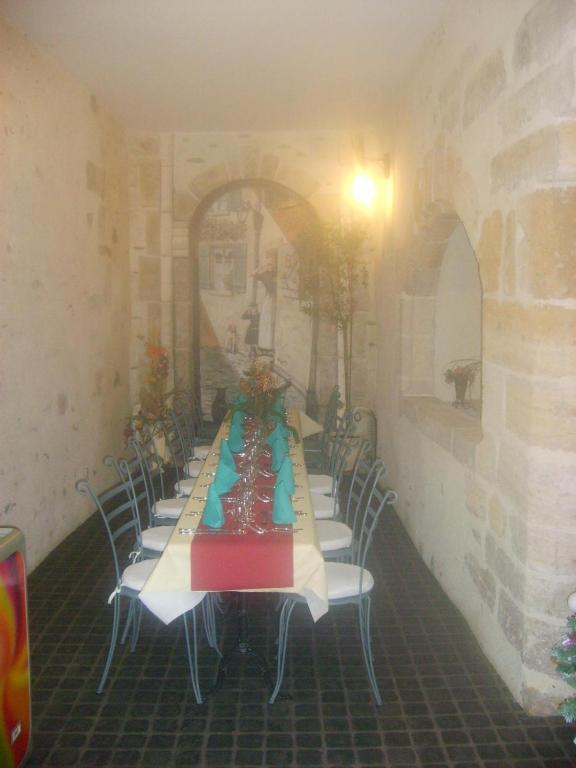 Hotel Du Commerce La Châtre المظهر الخارجي الصورة