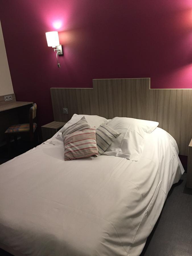 Hotel Du Commerce La Châtre المظهر الخارجي الصورة